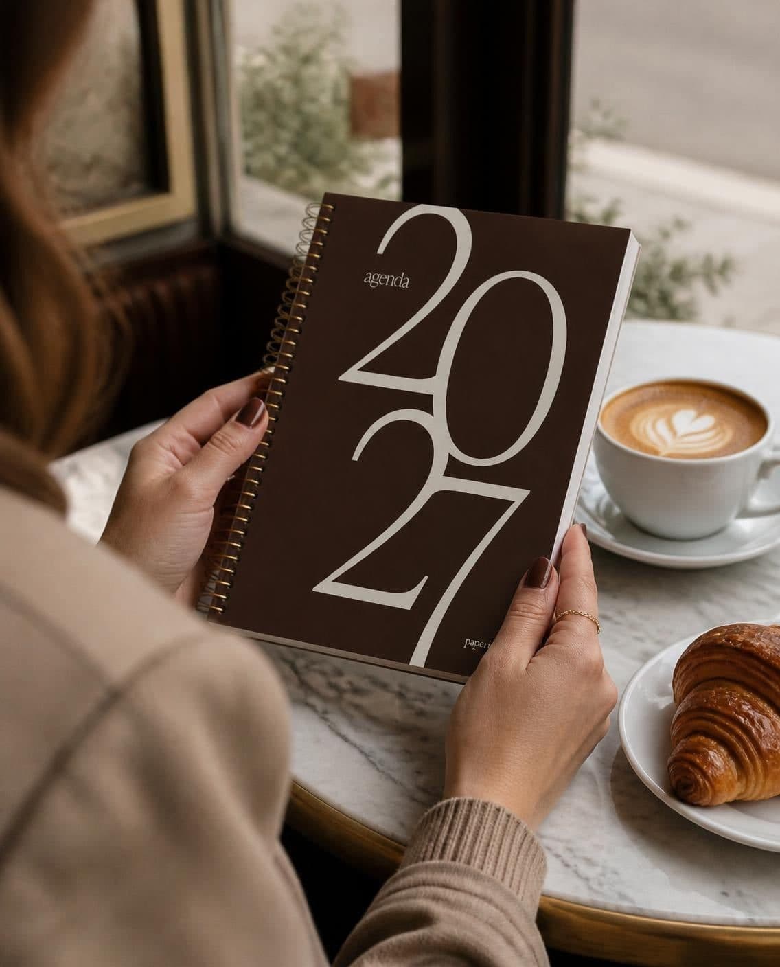 Diaria Editorial Chocolate con café